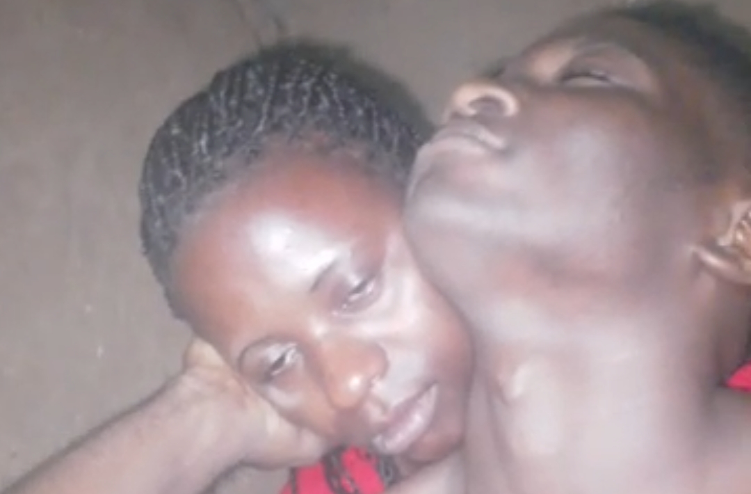 Leaked video of ugandan house boy and house girl enjoying sex
