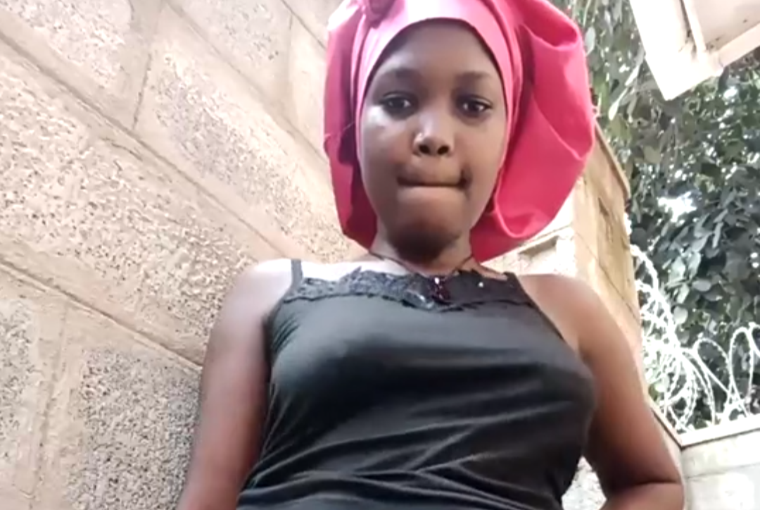 Ugandan fresh girl on live showing her big pussy to clients 