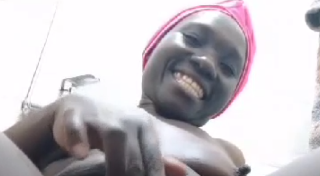 Leaked nudes videos of a ugandan kadama gorret. Showing her long clit to her boyfriend 